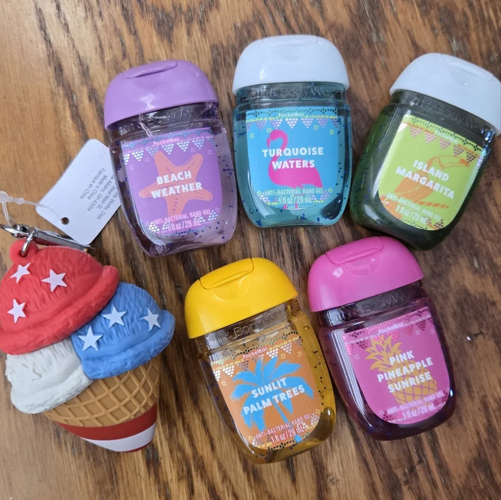 🍨🤲NWT‼️Bath & Body Works Ice Cream Cone Holder w/ Hand Sanitzers